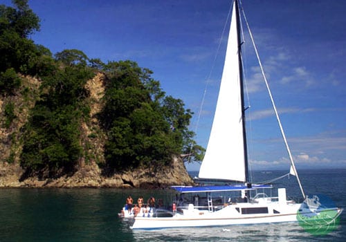 catamaran in costa rica