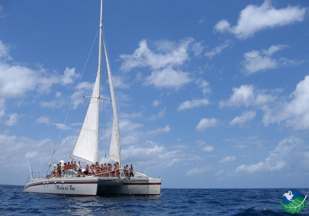 catamaran cruise in costa rica
