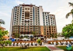 Crocs Casino Resort