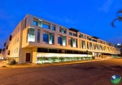 Autentico Hotel Exterior